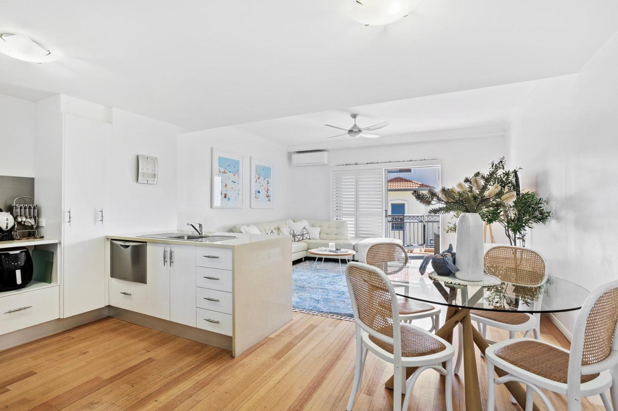 Bella Mare Coolangatta Beachside Apartments Голд-Кост Екстер'єр фото